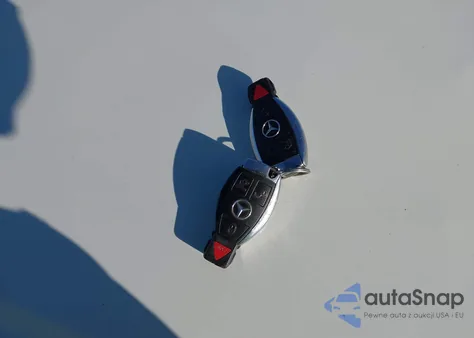 2011 Mercedes-Benz C 300 Luxury/Sport from USA, damaged, VIN WDDGF5EB6BA510876